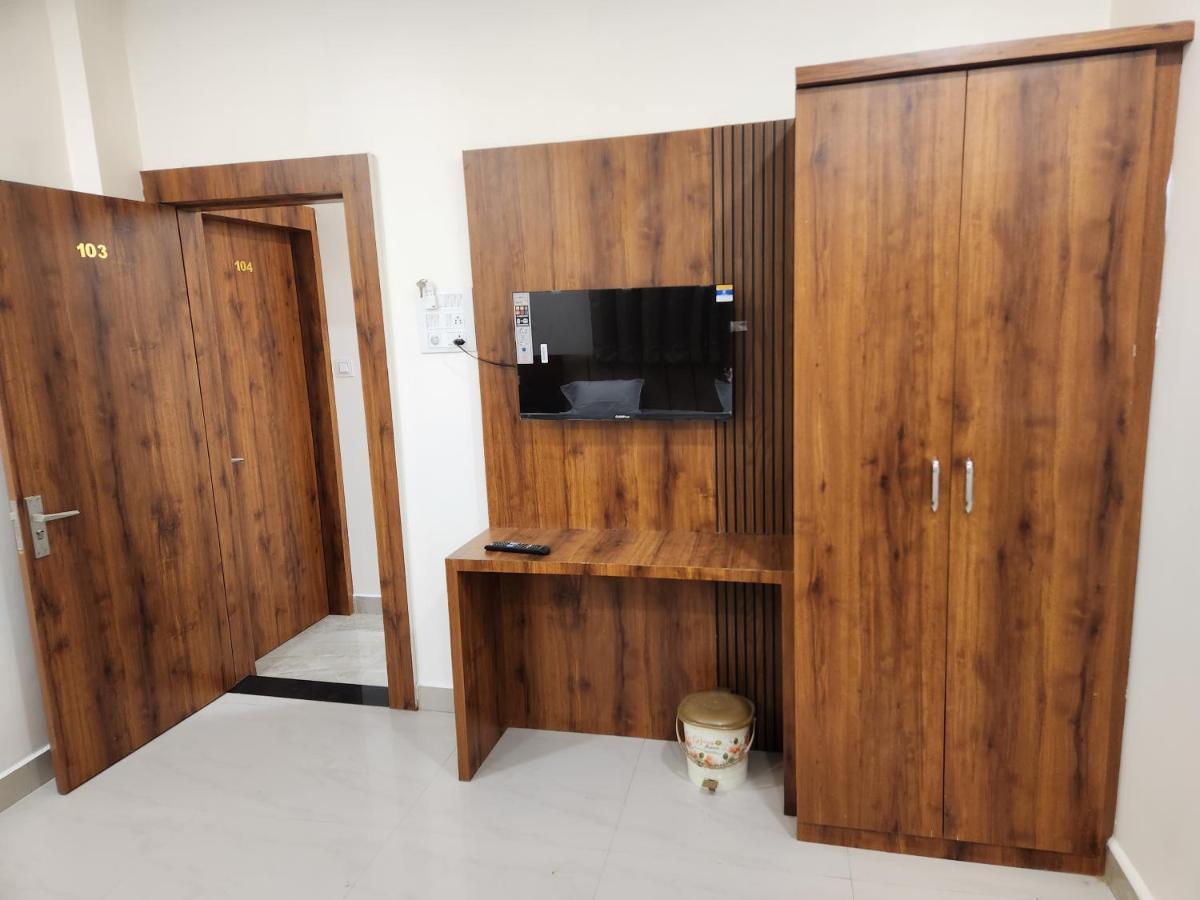 Hotel Anantshree Ujjain Εξωτερικό φωτογραφία