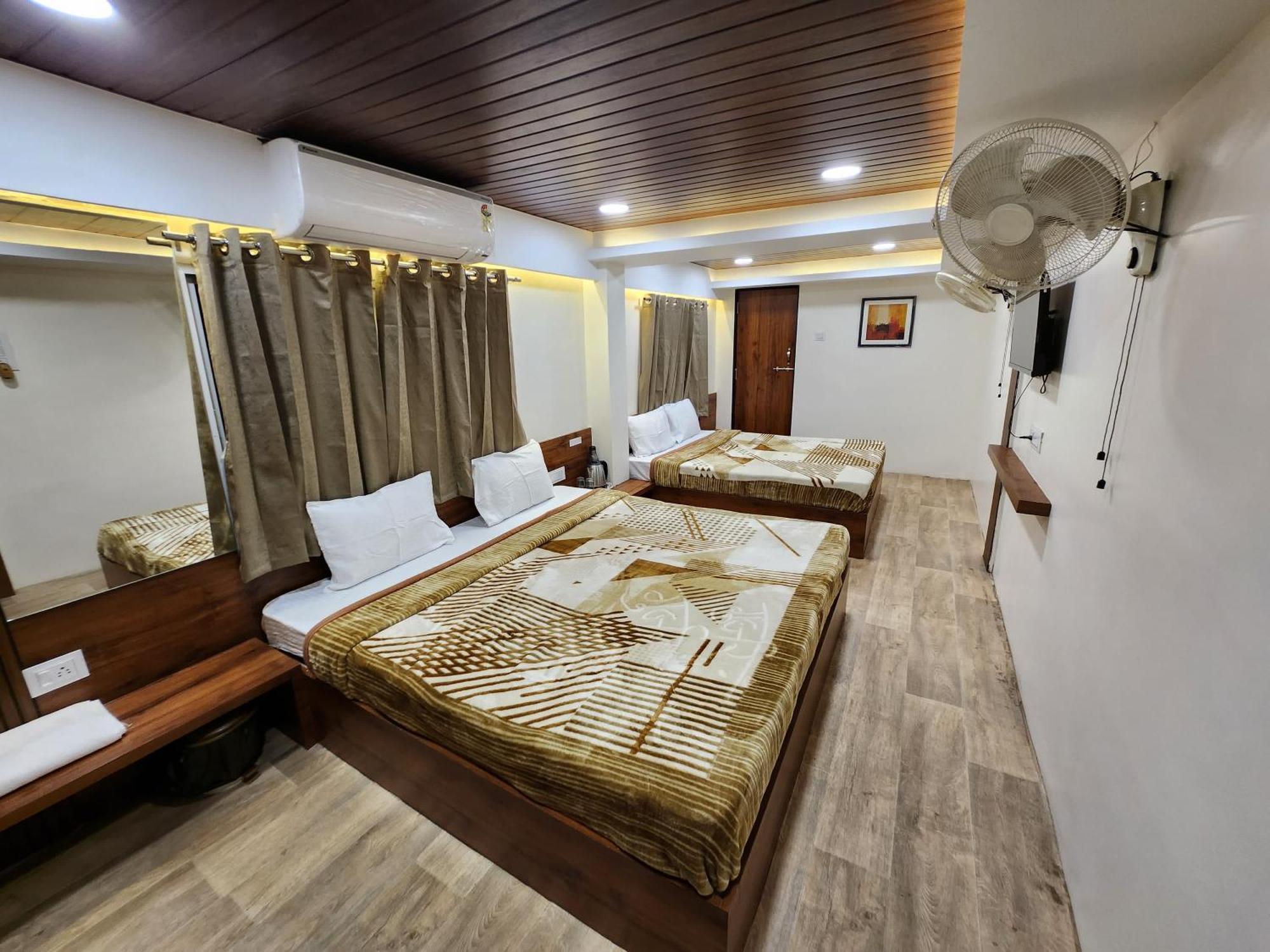 Hotel Anantshree Ujjain Εξωτερικό φωτογραφία