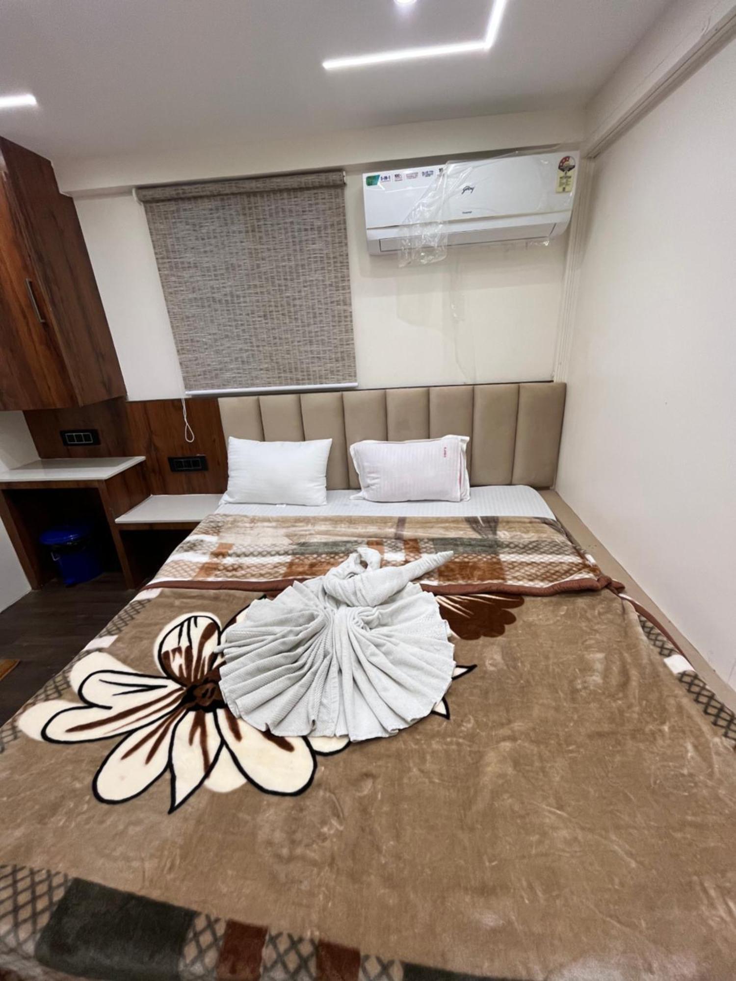 Hotel Anantshree Ujjain Εξωτερικό φωτογραφία