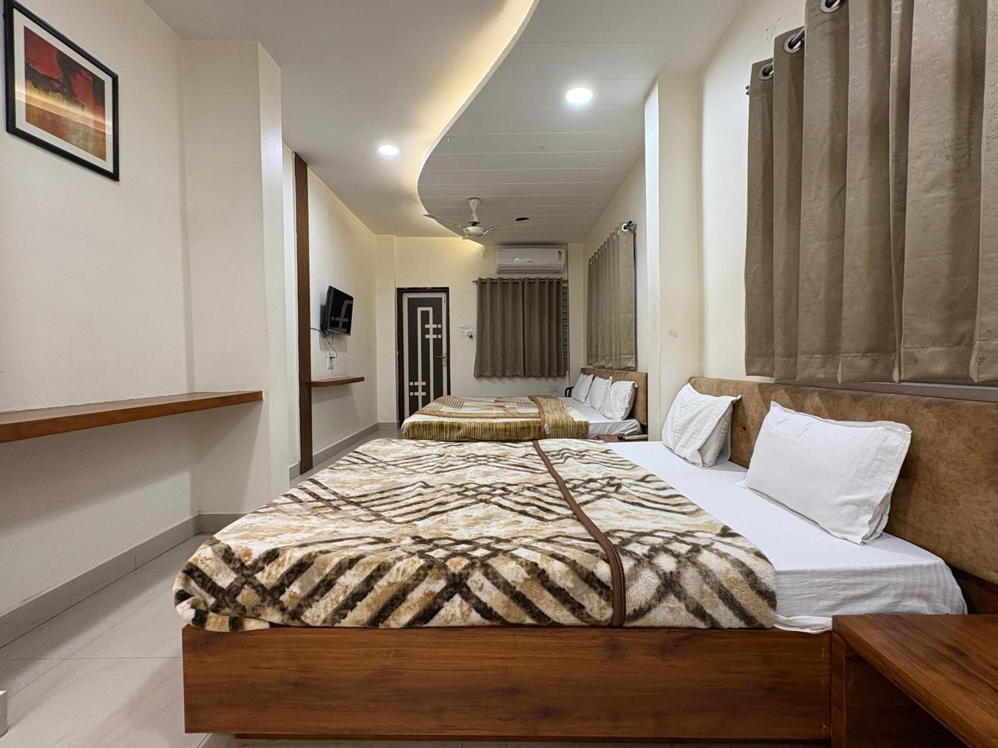 Hotel Anantshree Ujjain Εξωτερικό φωτογραφία