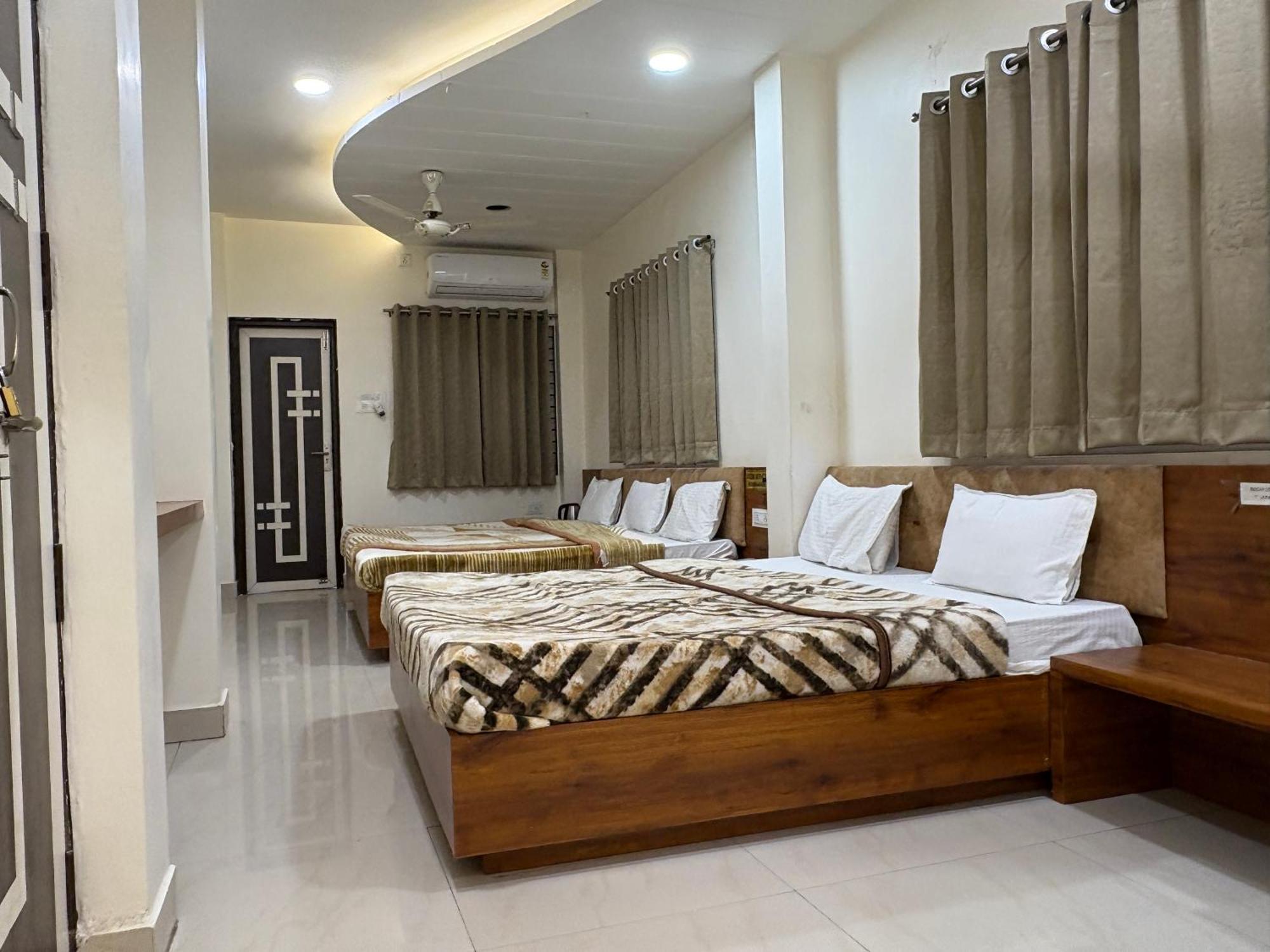 Hotel Anantshree Ujjain Εξωτερικό φωτογραφία