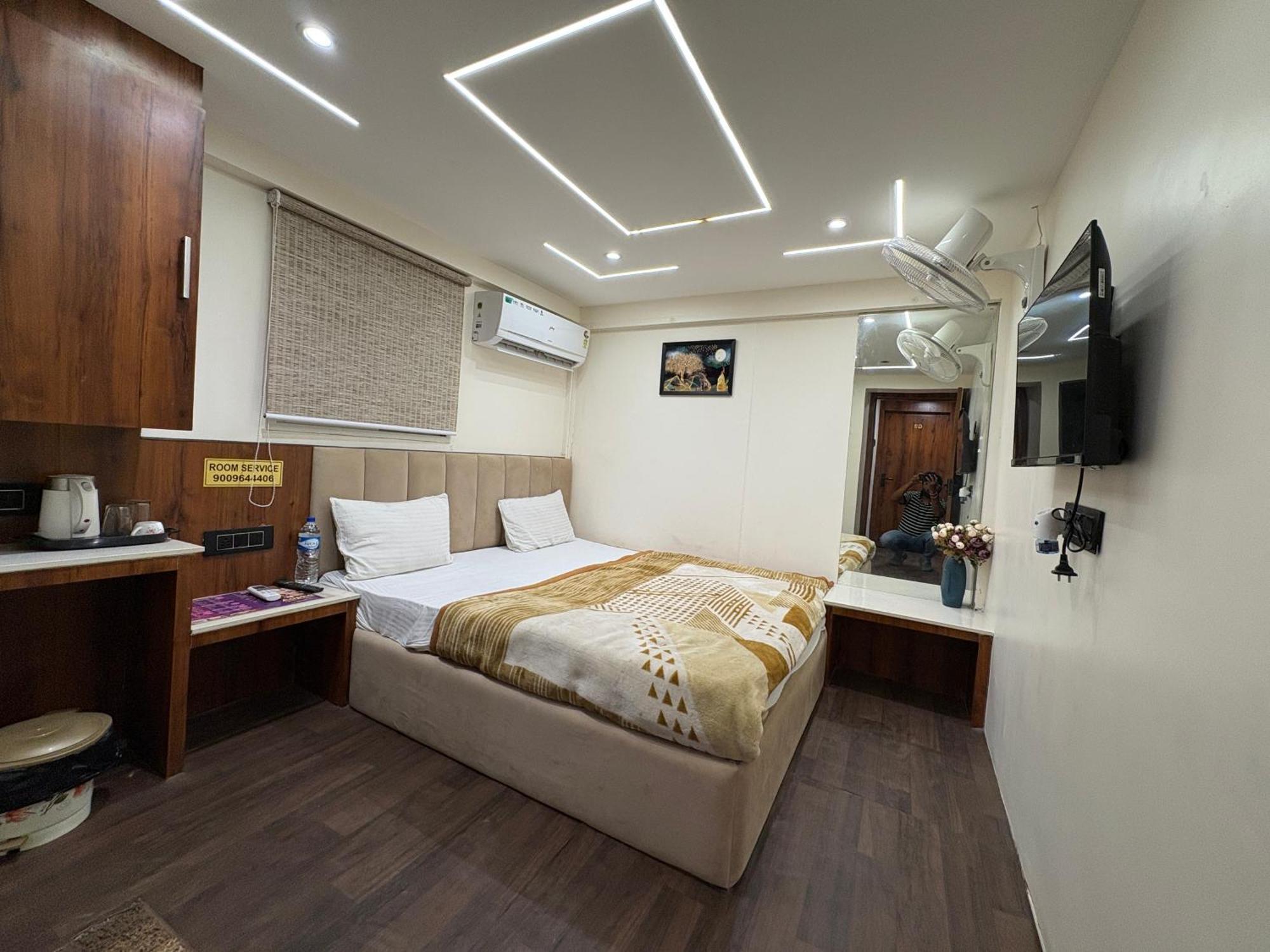 Hotel Anantshree Ujjain Εξωτερικό φωτογραφία